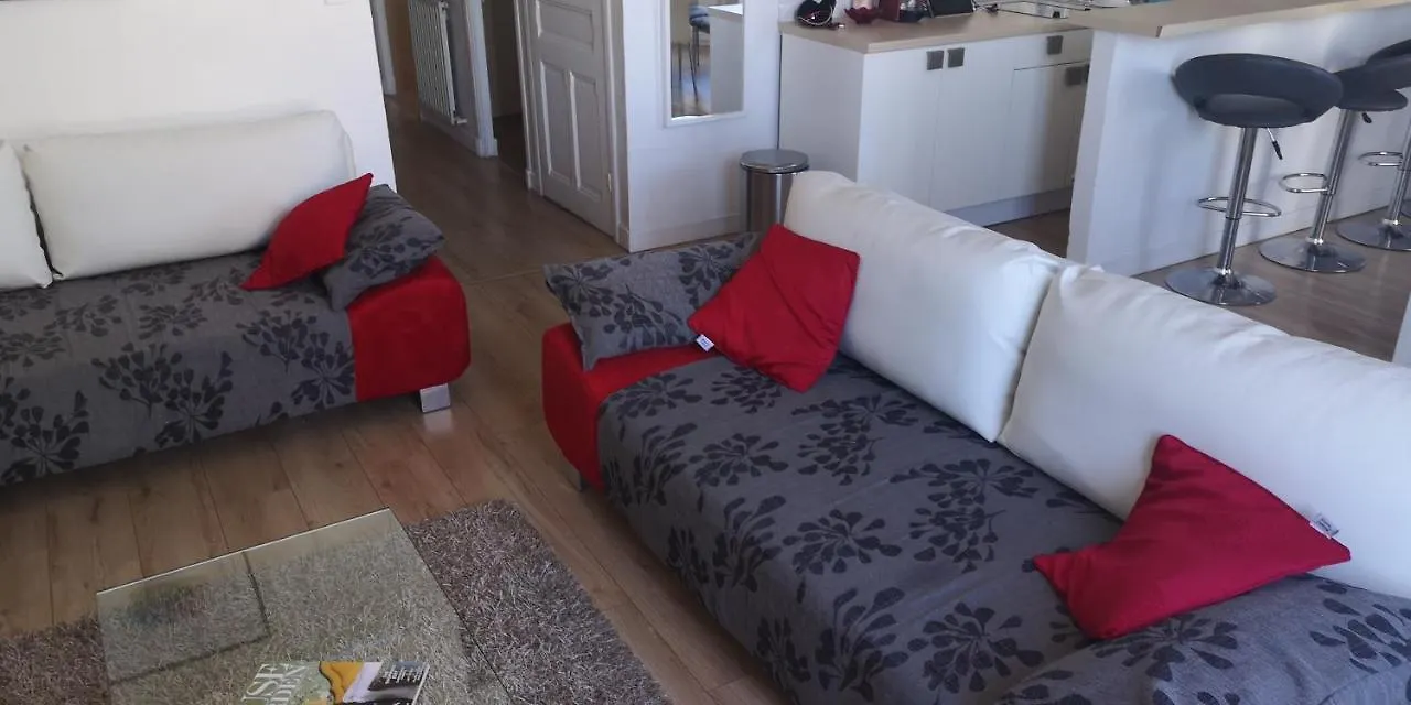 Cannes Mimosas Apartment 0*,  France
